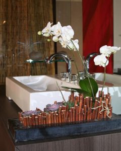 Bürök orchideatál fürdőszoba design